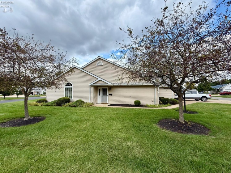 107 Parsons Street, Norwalk, 44857, 2 Bedroom Bedrooms, ,2 BathroomBathrooms,Residential,For Sale,Parsons,20263795