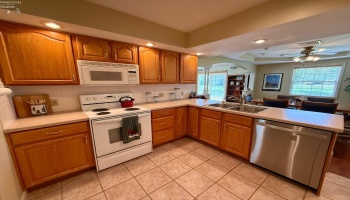 107 Parsons Street, Norwalk, 44857, 2 Bedroom Bedrooms, ,2 BathroomBathrooms,Residential,For Sale,Parsons,20263795 107 Parsons Street, Norwalk, 44857, 2 Bedroom Bedrooms, ,2 BathroomBathrooms,Residential,For Sale,Parsons,20263795
