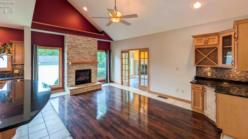 3770 Cliff Road, Port Clinton, 43452, 4 Bedroom Bedrooms, ,3 BathroomBathrooms,Residential,For Sale,Cliff,20263600