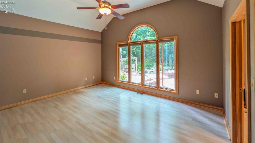 3770 Cliff Road, Port Clinton, 43452, 4 Bedroom Bedrooms, ,3 BathroomBathrooms,Residential,For Sale,Cliff,20263600