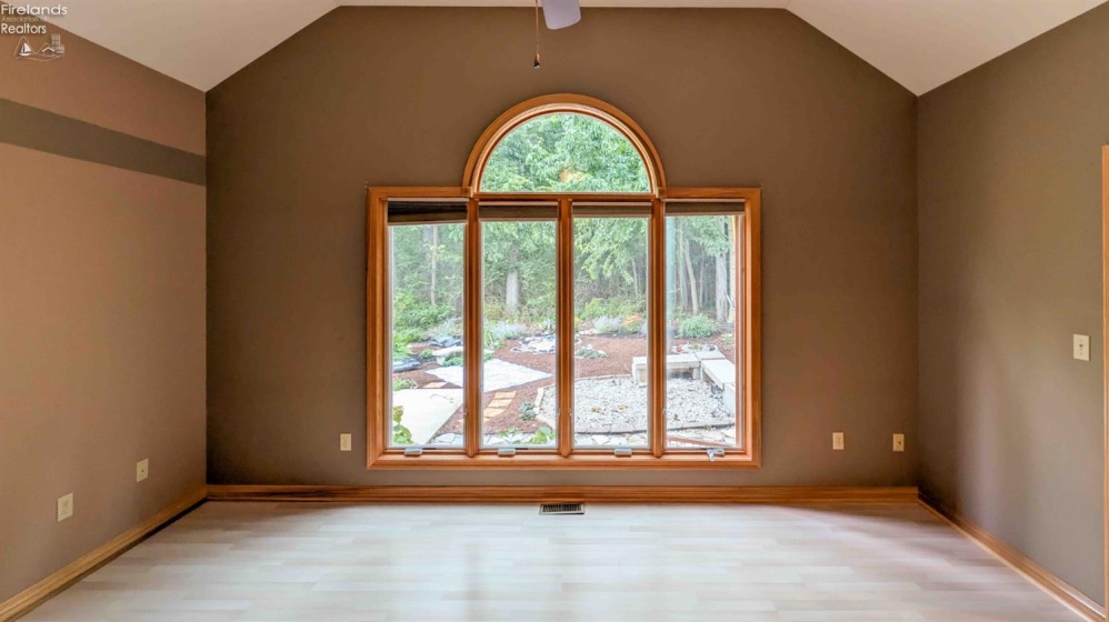3770 Cliff Road, Port Clinton, 43452, 4 Bedroom Bedrooms, ,3 BathroomBathrooms,Residential,For Sale,Cliff,20263600