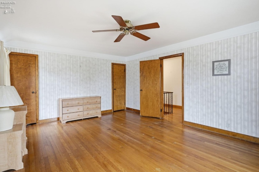 733 Main Street, Fostoria, 44830, 4 Bedroom Bedrooms, ,2 BathroomBathrooms,Residential,For Sale,Main,20263732