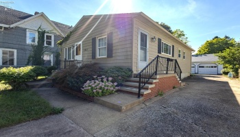1311 Clinton Street, Sandusky, 44870, 3 Bedroom Bedrooms, ,1 BathroomBathrooms,Residential,For Sale,Clinton,20263810