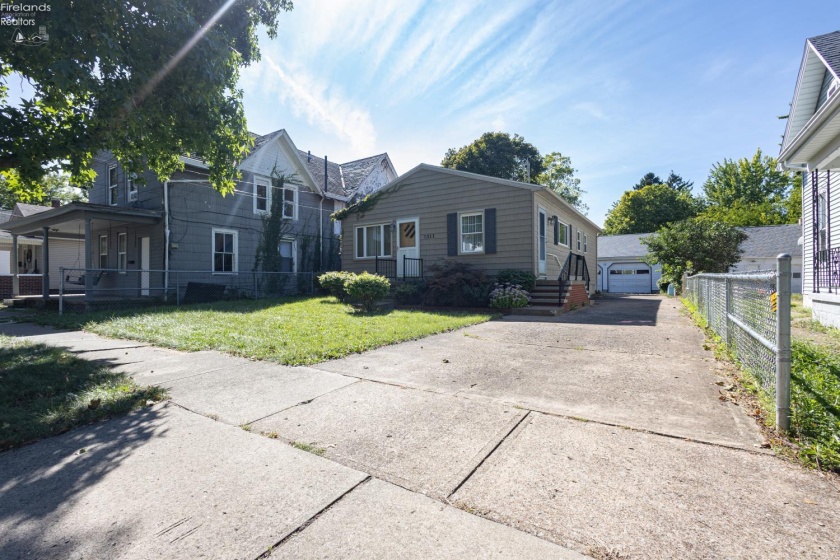 1311 Clinton Street, Sandusky, 44870, 3 Bedroom Bedrooms, ,1 BathroomBathrooms,Residential,For Sale,Clinton,20263810