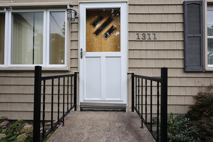 1311 Clinton Street, Sandusky, 44870, 3 Bedroom Bedrooms, ,1 BathroomBathrooms,Residential,For Sale,Clinton,20263810