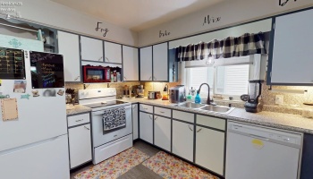 118 North Wood Street, Fremont, 43420, 4 Bedroom Bedrooms, ,2 BathroomBathrooms,Residential,For Sale,North Wood,20263799