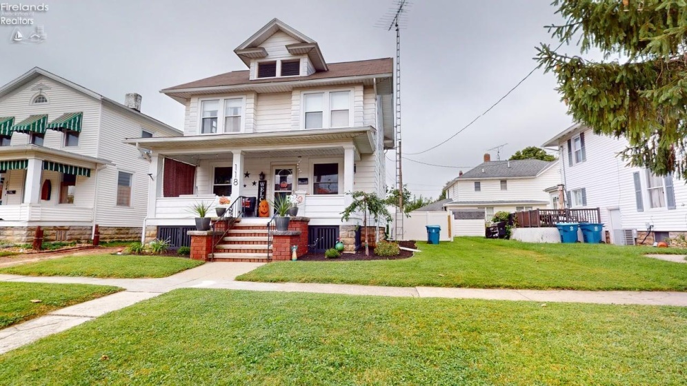 118 North Wood Street, Fremont, 43420, 4 Bedroom Bedrooms, ,2 BathroomBathrooms,Residential,For Sale,North Wood,20263799