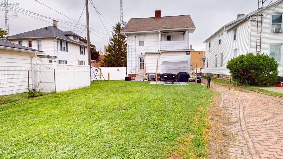 118 North Wood Street, Fremont, 43420, 4 Bedroom Bedrooms, ,2 BathroomBathrooms,Residential,For Sale,North Wood,20263799