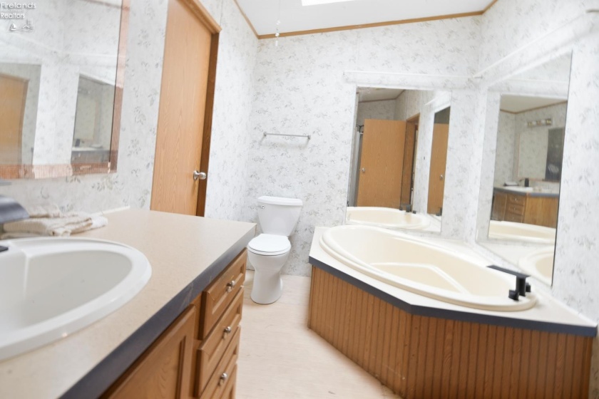 725 fifth Street, Fremont, 43420, 3 Bedroom Bedrooms, ,2 BathroomBathrooms,Residential,For Sale,fifth,20263584