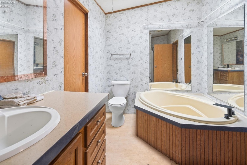 725 fifth Street, Fremont, 43420, 3 Bedroom Bedrooms, ,2 BathroomBathrooms,Residential,For Sale,fifth,20263584