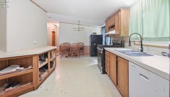 725 fifth Street, Fremont, 43420, 3 Bedroom Bedrooms, ,2 BathroomBathrooms,Residential,For Sale,fifth,20263584