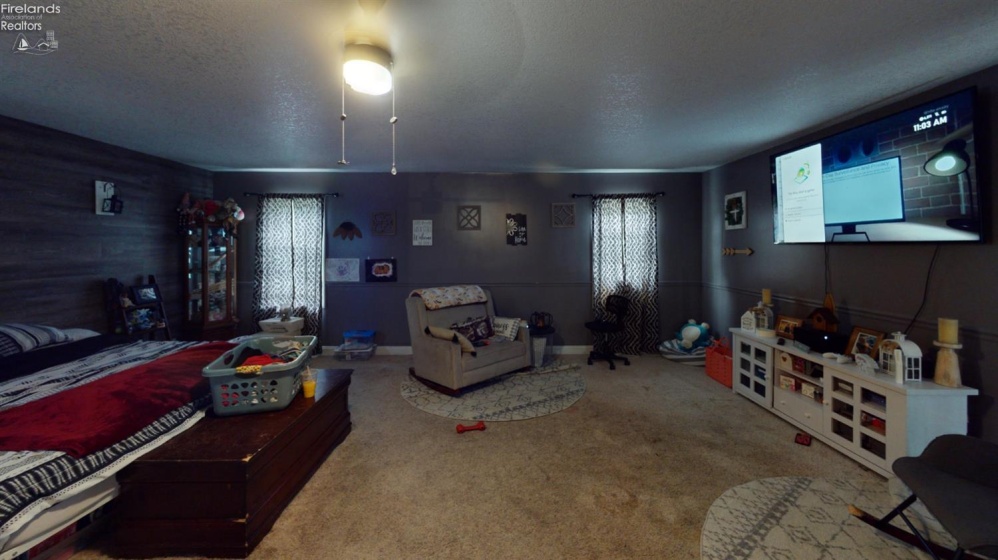 813 Main Street, Fostoria, 44830, 3 Bedroom Bedrooms, ,3 BathroomBathrooms,Residential,For Sale,Main,20263823