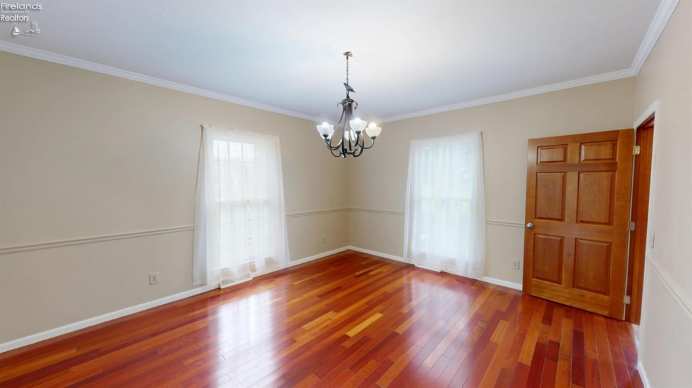 33 Ponds Side Drive, Fremont, 43420, 5 Bedroom Bedrooms, ,4 BathroomBathrooms,Residential,For Sale,Ponds Side,20263749