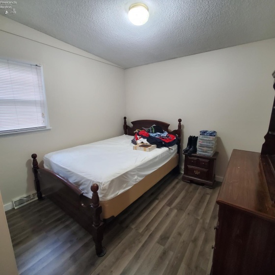 408 Ontario Street, Huron, 44839, 4 Bedroom Bedrooms, ,1 BathroomBathrooms,Residential,For Sale,Ontario,20263825