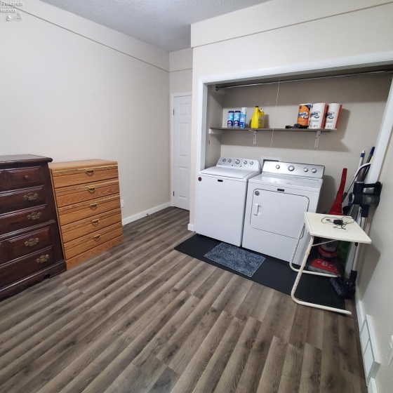 408 Ontario Street, Huron, 44839, 4 Bedroom Bedrooms, ,1 BathroomBathrooms,Residential,For Sale,Ontario,20263825