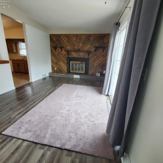 408 Ontario Street, Huron, 44839, 4 Bedroom Bedrooms, ,1 BathroomBathrooms,Residential,For Sale,Ontario,20263825