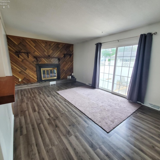 408 Ontario Street, Huron, 44839, 4 Bedroom Bedrooms, ,1 BathroomBathrooms,Residential,For Sale,Ontario,20263825