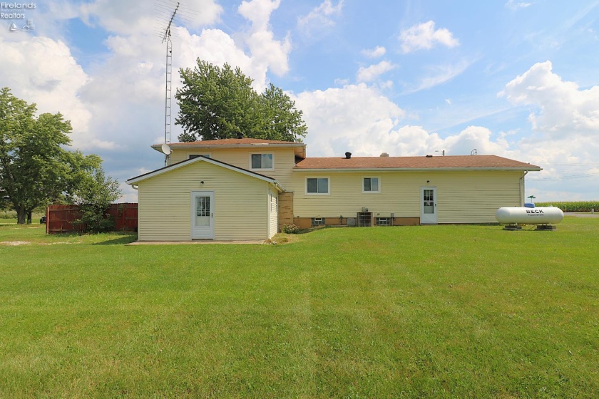 19 Greenwich Milan Town Line, North Fairfield, 44855, 4 Bedroom Bedrooms, ,2 BathroomBathrooms,Residential,For Sale,Greenwich Milan Town Line,20263706