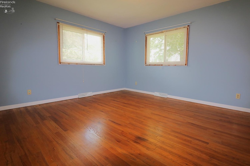 19 Greenwich Milan Town Line, North Fairfield, 44855, 4 Bedroom Bedrooms, ,2 BathroomBathrooms,Residential,For Sale,Greenwich Milan Town Line,20263706