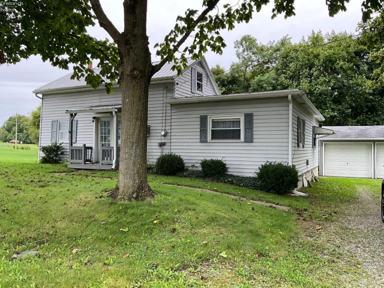 1379 County Road 16, New London, 44851, 3 Bedroom Bedrooms, ,1 BathroomBathrooms,Residential,For Sale,County Road 16,20263842