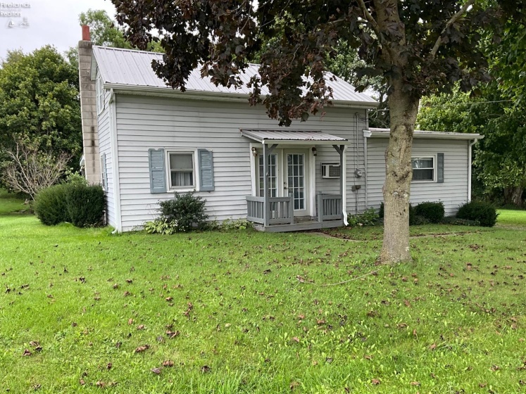 1379 County Road 16, New London, 44851, 3 Bedroom Bedrooms, ,1 BathroomBathrooms,Residential,For Sale,County Road 16,20263842