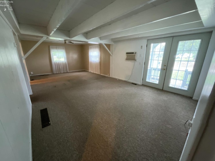 1379 County Road 16, New London, 44851, 3 Bedroom Bedrooms, ,1 BathroomBathrooms,Residential,For Sale,County Road 16,20263842