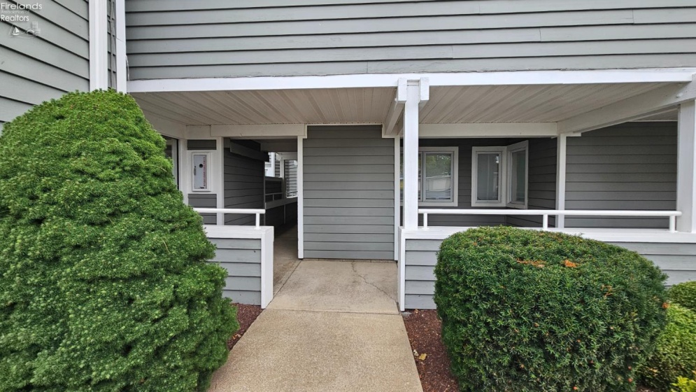 87 Marina Point, Sandusky, 44870, 3 Bedroom Bedrooms, ,2 BathroomBathrooms,Residential,For Sale,Marina Point,20263803