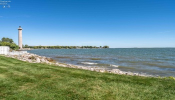 348 Toledo Avenue, Put-In-Bay, 43456, 1 Bedroom Bedrooms, ,1 BathroomBathrooms,Residential,For Sale,Toledo,20263791