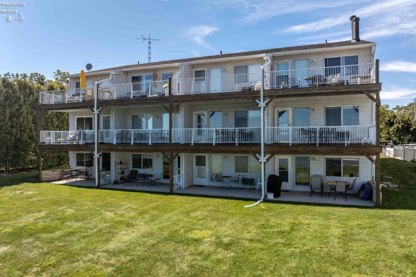 348 Toledo Avenue, Put-In-Bay, 43456, 1 Bedroom Bedrooms, ,1 BathroomBathrooms,Residential,For Sale,Toledo,20263791