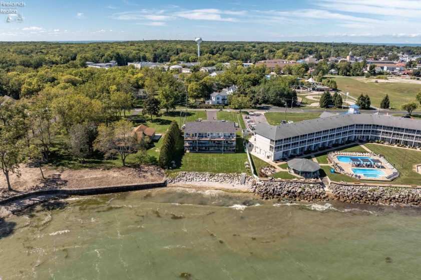348 Toledo Avenue, Put-In-Bay, 43456, 1 Bedroom Bedrooms, ,1 BathroomBathrooms,Residential,For Sale,Toledo,20263791