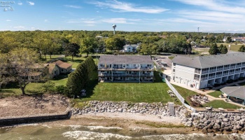348 Toledo Avenue, Put-In-Bay, 43456, 1 Bedroom Bedrooms, ,1 BathroomBathrooms,Residential,For Sale,Toledo,20263791