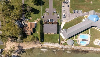 348 Toledo Avenue, Put-In-Bay, 43456, 1 Bedroom Bedrooms, ,1 BathroomBathrooms,Residential,For Sale,Toledo,20263791