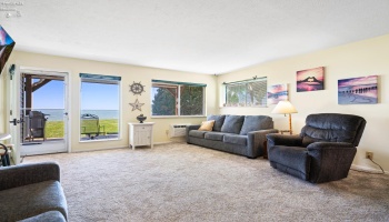 348 Toledo Avenue, Put-In-Bay, 43456, 1 Bedroom Bedrooms, ,1 BathroomBathrooms,Residential,For Sale,Toledo,20263791