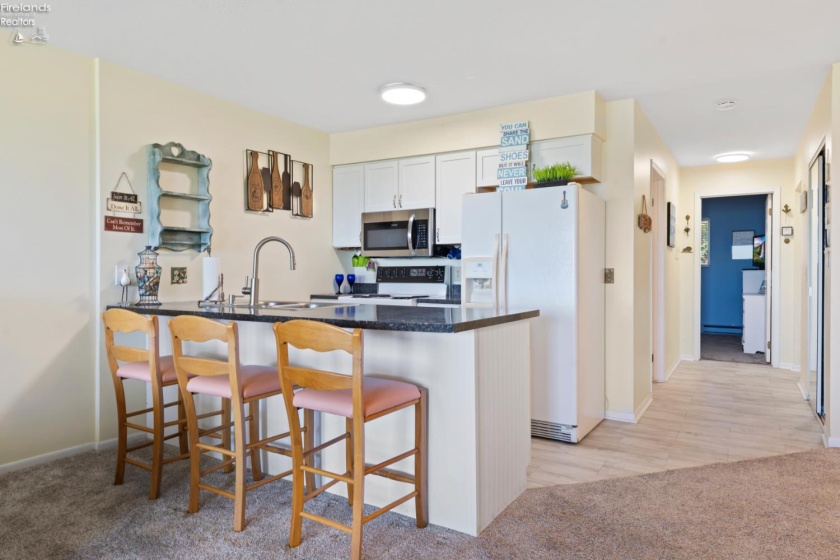 348 Toledo Avenue, Put-In-Bay, 43456, 1 Bedroom Bedrooms, ,1 BathroomBathrooms,Residential,For Sale,Toledo,20263791