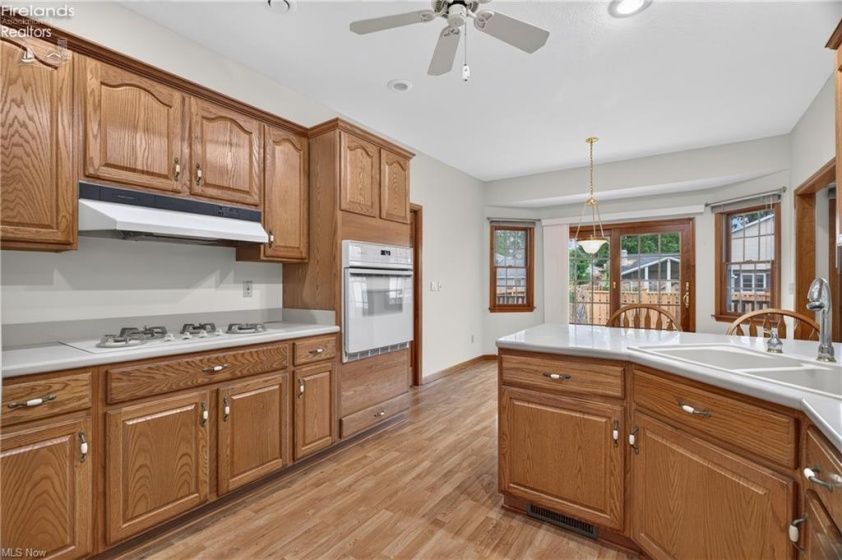 612 Bayberry Road, Lorain, 44053, 3 Bedroom Bedrooms, ,3 BathroomBathrooms,Residential,For Sale,Bayberry,20263834