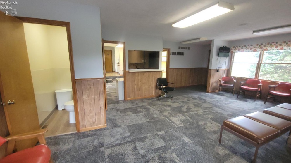 2539 Hayes Avenue, Fremont, 43420, ,Commercial,For Sale,Hayes,20263821