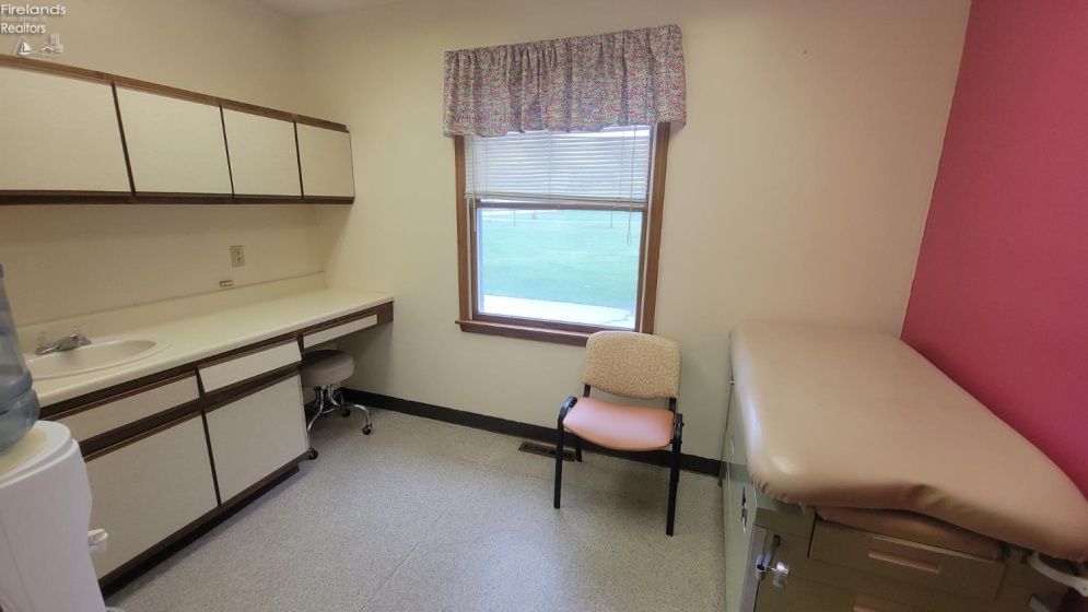 2539 Hayes Avenue, Fremont, 43420, ,Commercial,For Sale,Hayes,20263821