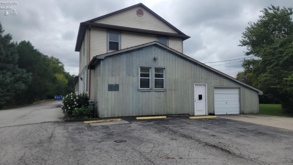 2539 Hayes Avenue, Fremont, 43420, ,Commercial,For Sale,Hayes,20263821