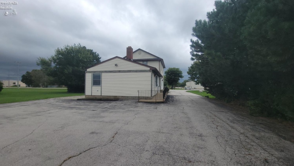 2539 Hayes Avenue, Fremont, 43420, ,Commercial,For Sale,Hayes,20263821