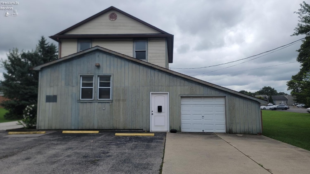 2539 Hayes Avenue, Fremont, 43420, ,Commercial,For Sale,Hayes,20263821