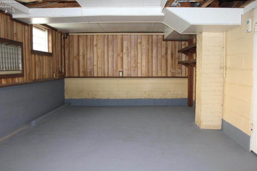 112 Hayes Avenue, Port Clinton, 43452, 3 Bedroom Bedrooms, ,2 BathroomBathrooms,Residential,For Sale,Hayes,20263763