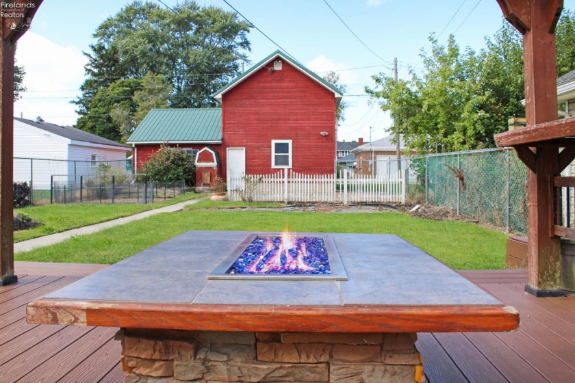 112 Hayes Avenue, Port Clinton, 43452, 3 Bedroom Bedrooms, ,2 BathroomBathrooms,Residential,For Sale,Hayes,20263763