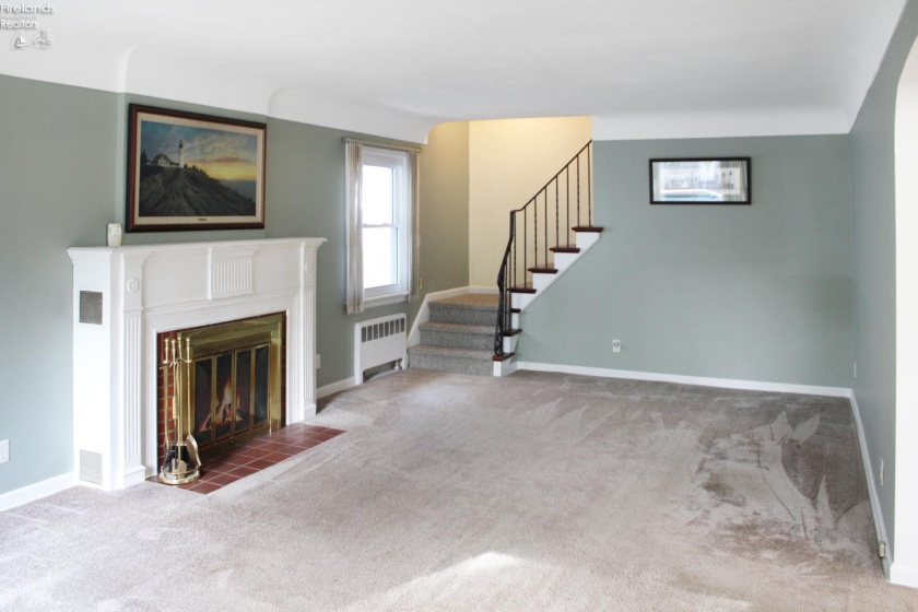 112 Hayes Avenue, Port Clinton, 43452, 3 Bedroom Bedrooms, ,2 BathroomBathrooms,Residential,For Sale,Hayes,20263763