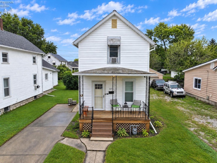 327 Jackson Street, Fremont, 43420, 2 Bedroom Bedrooms, ,1 BathroomBathrooms,Residential,For Sale,Jackson,20263767