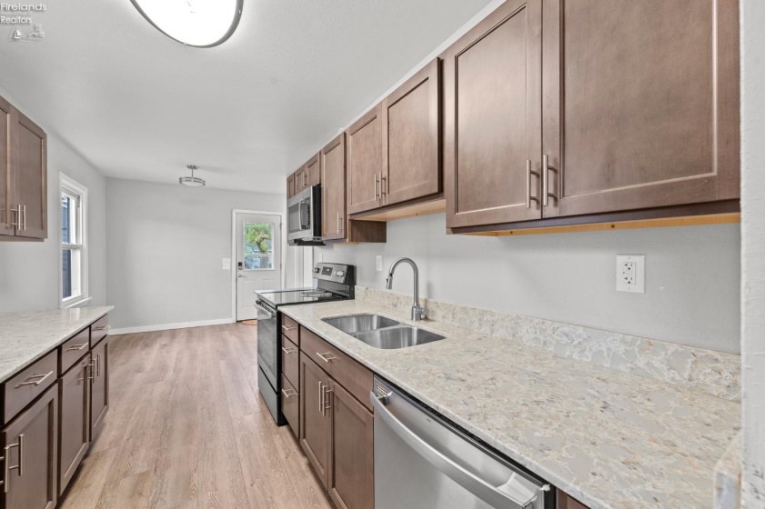 1226 Larchmont, Sandusky, 44870, 3 Bedroom Bedrooms, ,1 BathroomBathrooms,Residential,For Sale,Larchmont,20263630