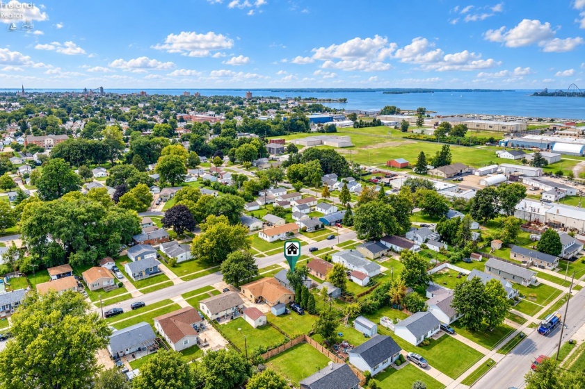 1226 Larchmont, Sandusky, 44870, 3 Bedroom Bedrooms, ,1 BathroomBathrooms,Residential,For Sale,Larchmont,20263630