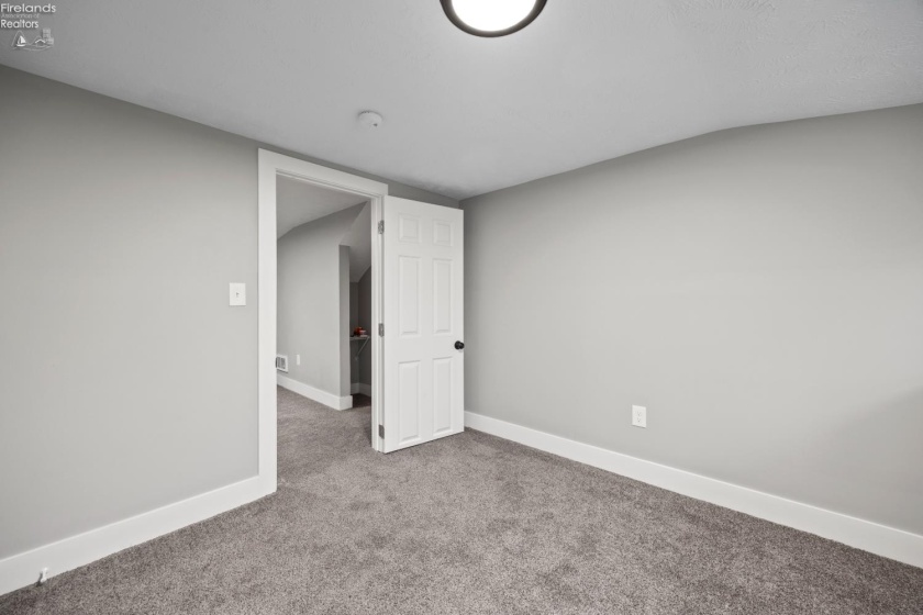 1533 Clinton Street, Sandusky, 44870, 4 Bedroom Bedrooms, ,2 BathroomBathrooms,Residential,For Sale,Clinton,20263786