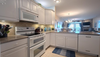 2804 Whispering Shores Drive, Vermilion, 44089, 2 Bedroom Bedrooms, ,2 BathroomBathrooms,Residential,For Sale,Whispering Shores,20263837