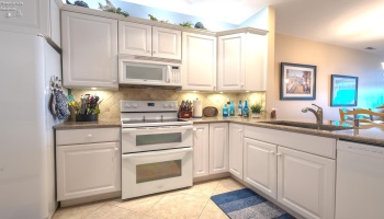 2804 Whispering Shores Drive, Vermilion, 44089, 2 Bedroom Bedrooms, ,2 BathroomBathrooms,Residential,For Sale,Whispering Shores,20263837