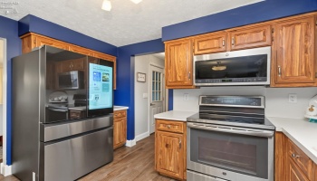602 Linden Lane, Willard, 44890, 4 Bedroom Bedrooms, ,3 BathroomBathrooms,Residential,For Sale,Linden,20263847